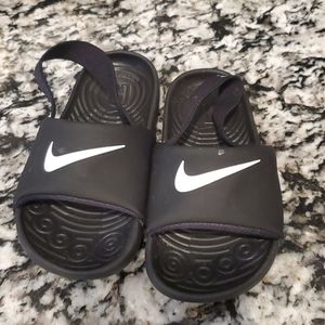 Toddler Nike Slides!